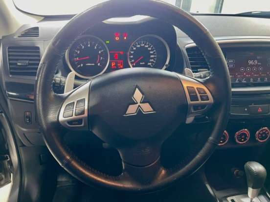 MITSUBISHI-LANCER-2.0 HL-T 16V GASOLINA 4P AUTOMÁTICO MITSUBISHI-LANCER-2018