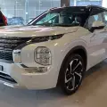 MITSUBISHI OUTLANDER 2.4 PHEV SIGNATURE S-AWC DHT MITSUBISHI OUTLANDER 2.4 PHEV SIGNATURE S-AWC DHT