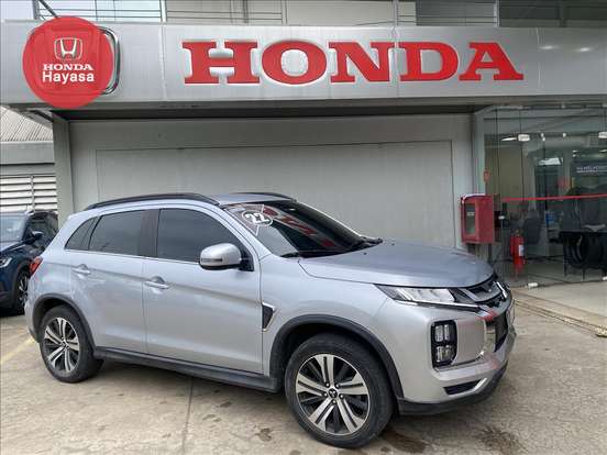 MITSUBISHI-OUTLANDER-2021
