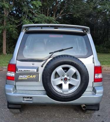 MITSUBISHI-PAJERO-2005