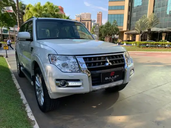 MITSUBISHI-PAJERO FULL-3.8 HPE 4X4 V6 24V GASOLINA 4P AUTOMÁTICO MITSUBISHI-PAJERO FULL-2017