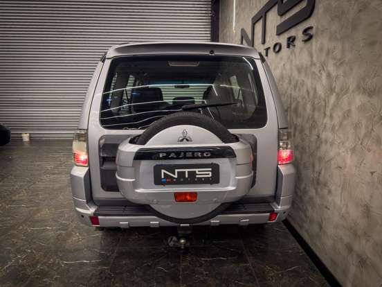 MITSUBISHI-PAJERO FULL-3.8 GLS 4X4 V6 24V GASOLINA 4P AUTOMÁTICO MITSUBISHI-PAJERO FULL-2008