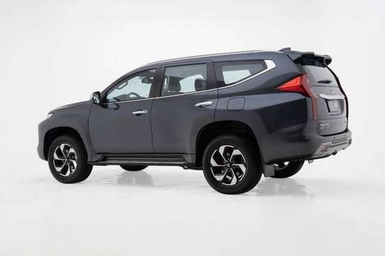 MITSUBISHI-PAJERO SPORT-2024