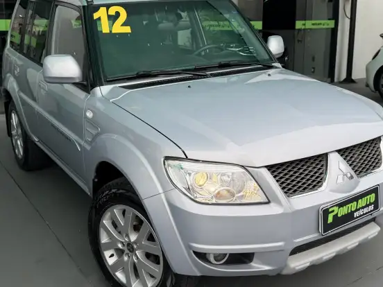 MITSUBISHI-PAJERO TR4-2.0 4X2 16V 140CV FLEX 4P MANUAL MITSUBISHI-PAJERO TR4-2012