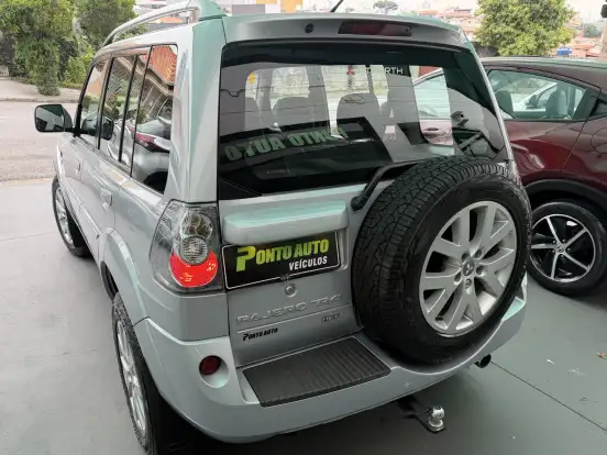 MITSUBISHI-PAJERO TR4-2012