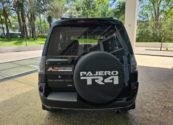 MITSUBISHI-PAJERO TR4-2012