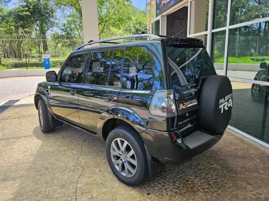 MITSUBISHI-PAJERO TR4-2.0 4X2 16V 140CV FLEX 4P MANUAL MITSUBISHI-PAJERO TR4-2012
