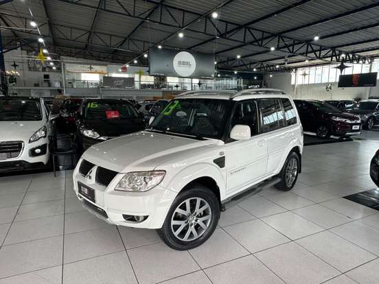 MITSUBISHI-PAJERO TR4-2.0 4X2 16V 140CV FLEX 4P AUTOMÁTICO MITSUBISHI-PAJERO TR4-2012