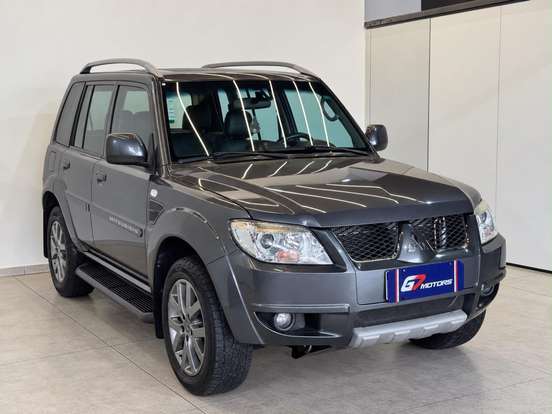 MITSUBISHI-PAJERO TR4-2014