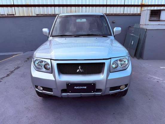 MITSUBISHI-PAJERO TR4-2.0 4X4 16V 131CV GASOLINA 4P MANUAL MITSUBISHI-PAJERO TR4-2006