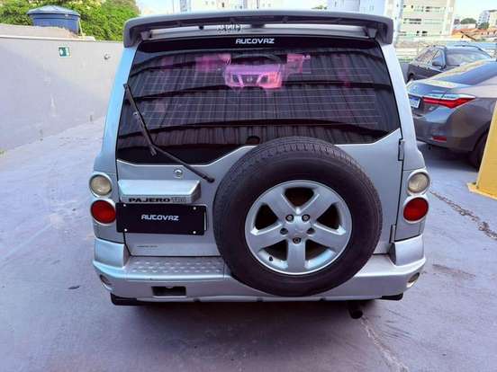 MITSUBISHI-PAJERO TR4-2006