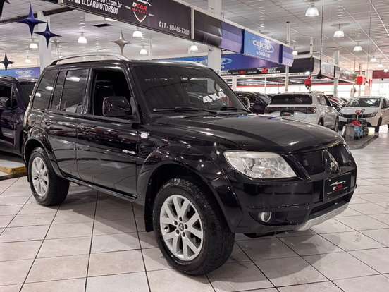 MITSUBISHI-PAJERO TR4-2.0 4X4 16V 140CV FLEX 4P AUTOMÁTICO MITSUBISHI-PAJERO TR4-2012