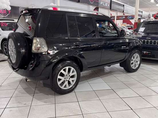 MITSUBISHI-PAJERO TR4-2.0 4X4 16V 140CV FLEX 4P AUTOMÁTICO MITSUBISHI-PAJERO TR4-2012