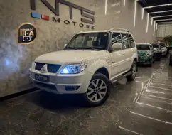 MITSUBISHI PAJERO TR4 2.0 4X4 16V 140CV FLEX 4P AUTOMÁTICO MITSUBISHI PAJERO TR4 2.0 4X4 16V 140CV FLEX 4P AUTOMÁTICO
