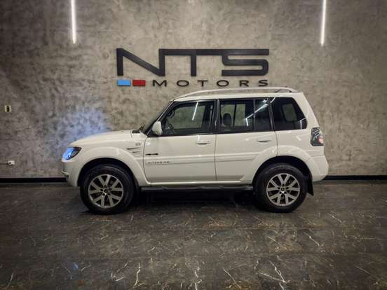 MITSUBISHI-PAJERO TR4-2.0 4X4 16V 140CV FLEX 4P AUTOMÁTICO MITSUBISHI-PAJERO TR4-2014