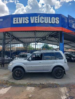 MITSUBISHI-PAJERO TR4-2010
