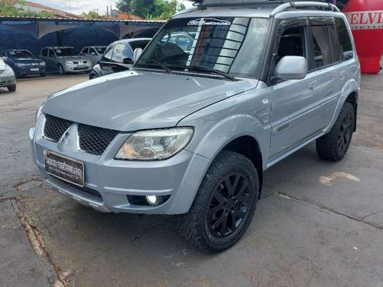 MITSUBISHI-PAJERO TR4-2.0 4X4 16V FLEX 4P MANUAL MITSUBISHI-PAJERO TR4-2010