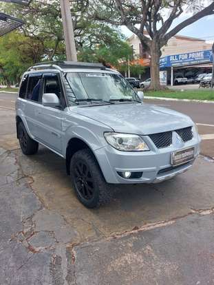 MITSUBISHI-PAJERO TR4-2010