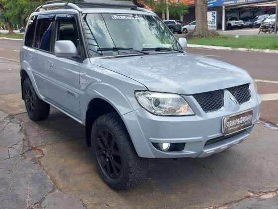 MITSUBISHI-PAJERO TR4-2.0 4X4 16V FLEX 4P MANUAL MITSUBISHI-PAJERO TR4-2010