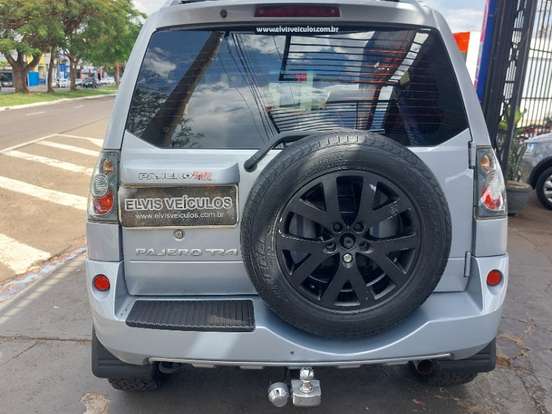 MITSUBISHI-PAJERO TR4-2.0 4X4 16V FLEX 4P MANUAL MITSUBISHI-PAJERO TR4-2010