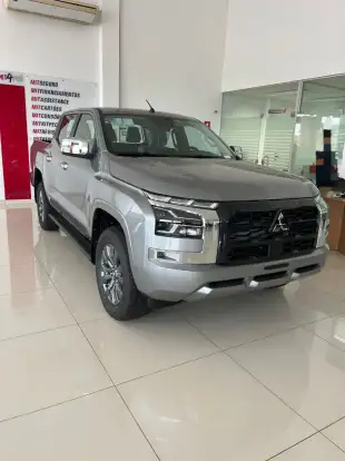 MITSUBISHI-TRITON-2026