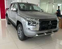 MITSUBISHI TRITON 2.4 BITURBO DIESEL CD HPE 4X4 AUTOMÁTICO MITSUBISHI TRITON 2.4 BITURBO DIESEL CD HPE 4X4 AUTOMÁTICO
