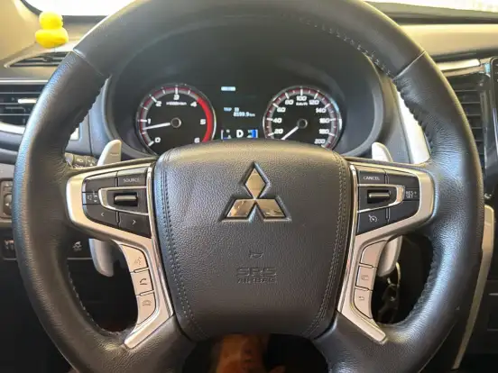 MITSUBISHI-TRITON-2.4 BITURBO DIESEL CD HPE 4X4 AUTOMÁTICO MITSUBISHI-TRITON-2024