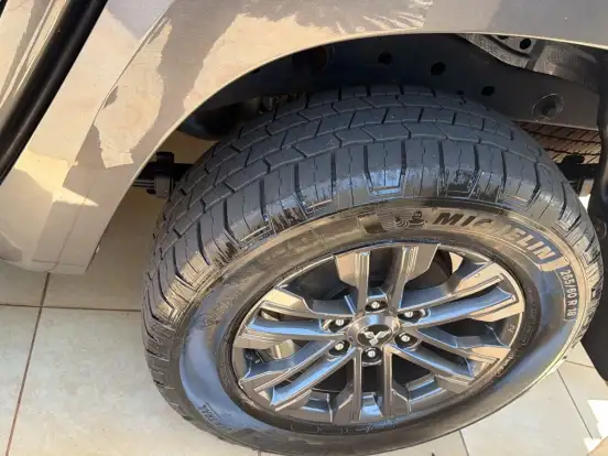 MITSUBISHI-TRITON-2.4 BITURBO DIESEL CD HPE 4X4 AUTOMÁTICO MITSUBISHI-TRITON-2024