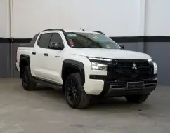 MITSUBISHI TRITON 2.4 BITURBO DIESEL CD KATANA 4X4 AUTOMÁTICO MITSUBISHI TRITON 2.4 BITURBO DIESEL CD KATANA 4X4 AUTOMÁTICO