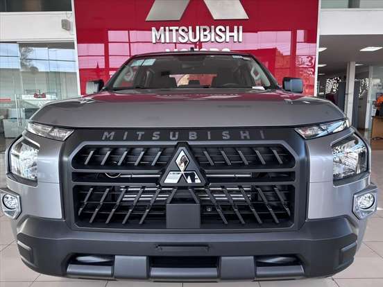 MITSUBISHI-TRITON-2.4 BITURBO DIESEL CD GLS AUTOMÁTICO MITSUBISHI-TRITON-2026