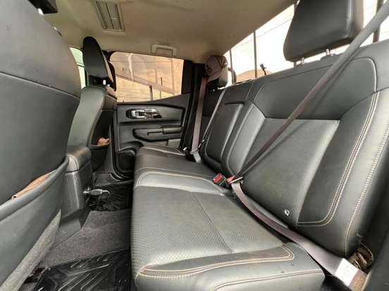 MITSUBISHI-TRITON-2025