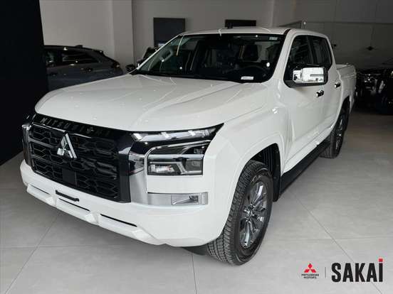 MITSUBISHI-TRITON-2026