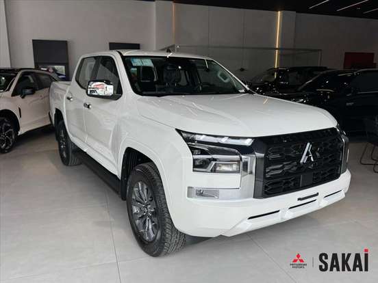 MITSUBISHI-TRITON-2.4 BITURBO DIESEL CD HPE 4X4 AUTOMÁTICO MITSUBISHI-TRITON-2026