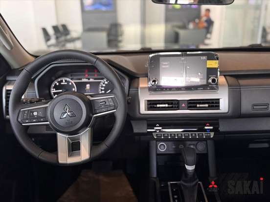 MITSUBISHI-TRITON-2026