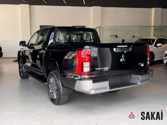 MITSUBISHI-TRITON-2026