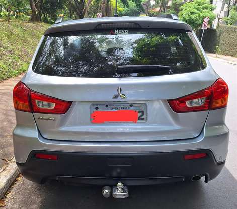 MITSUBISHI-ASX-2010