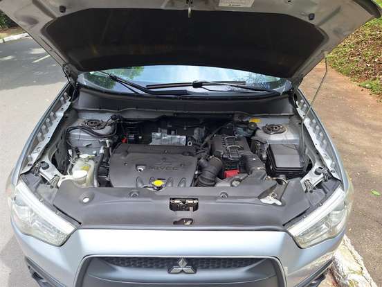 MITSUBISHI-ASX-2010