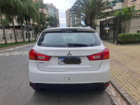 MITSUBISHI-ASX-2014