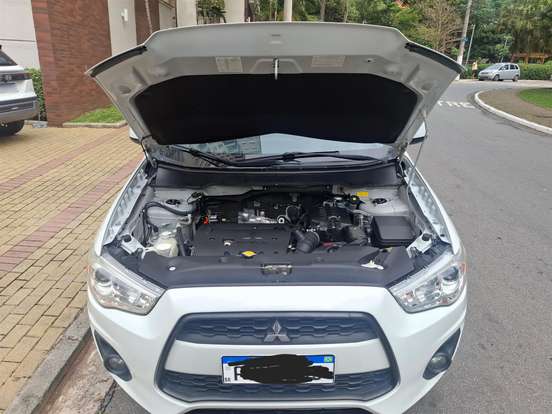 MITSUBISHI-ASX-2014