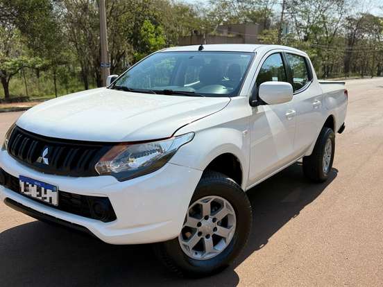 MITSUBISHI-L200 TRITON-2.4 16V TURBO DIESEL SPORT GL CD 4P 4X4 MANUAL MITSUBISHI-L200 TRITON-2021