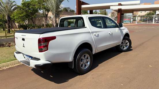 MITSUBISHI-L200 TRITON-2021
