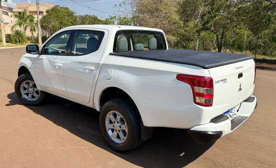 MITSUBISHI-L200 TRITON-2021