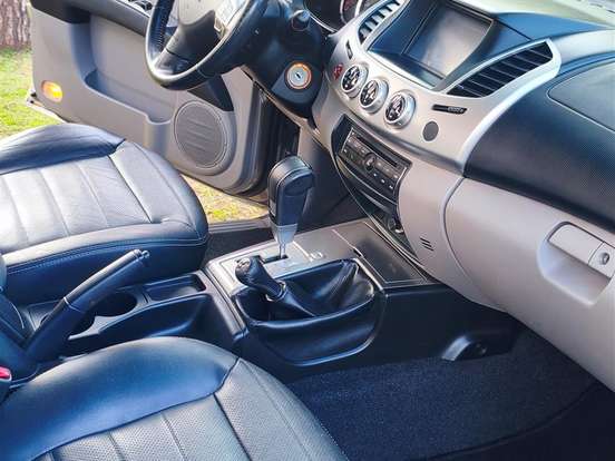 MITSUBISHI-L200 TRITON-3.5 HPE 4X4 CD V6 24V FLEX 4P AUTOMÁTICO MITSUBISHI-L200 TRITON-2016