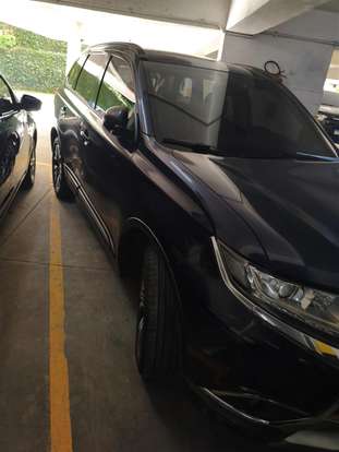 MITSUBISHI-OUTLANDER-2016