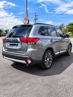 MITSUBISHI-OUTLANDER-2016