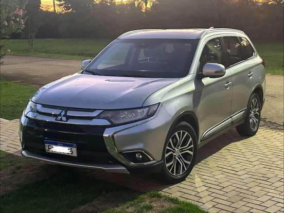 MITSUBISHI-OUTLANDER-2.0 COMFORT 16V GASOLINA 4P AUTOMÁTICO MITSUBISHI-OUTLANDER-2017