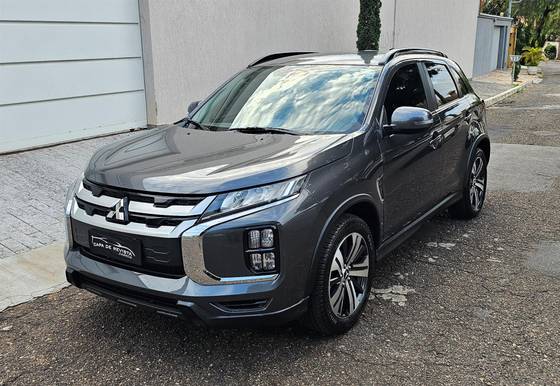 MITSUBISHI OUTLANDER 2.0 MIVEC GASOLINA HPE AUTOMÁTICO