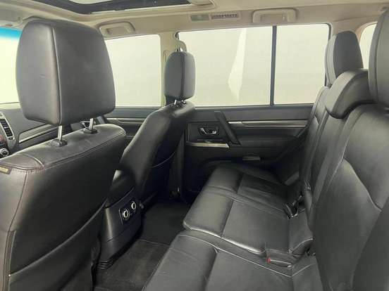 MITSUBISHI-PAJERO-3.2 HPE S 4X4 7 LUGARES 16V TURBO INTERCOOLER DIESEL 4P AUTOMÁTICO MITSUBISHI-PAJERO-2015