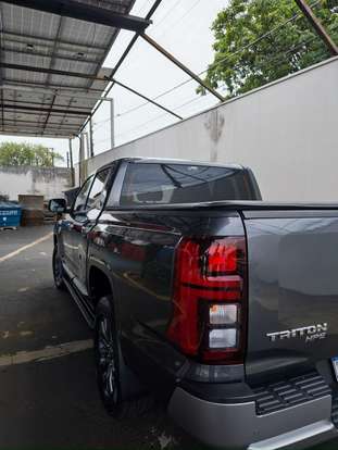 MITSUBISHI-TRITON-2025