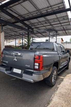 MITSUBISHI-TRITON-2025